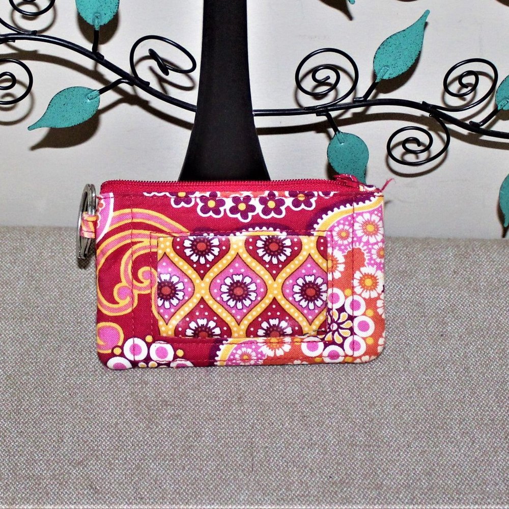 12a. NWOT VERA BRADLEY ID/CHANGE PURSE